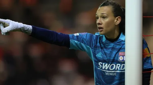 Tiane Endler está muy cerca de conseguir la Champions League Femenina con el Lyon