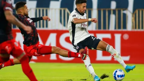 Claudio Borghi está encantado con el aporte de Juan Martín Lucero desde su llegada a Colo Colo