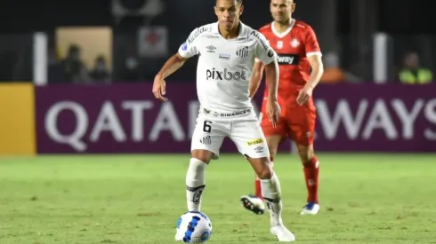 Unión La Calera se llevó un excesivo castigo de su visita a Brasil.