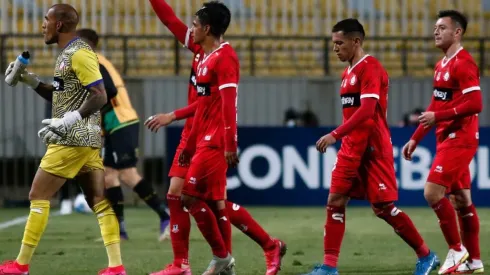 Fernández fue titular anoche ante Santos