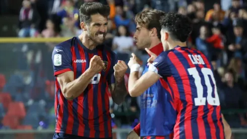 Joaquín Larrivey fue el héroe del Cosenza