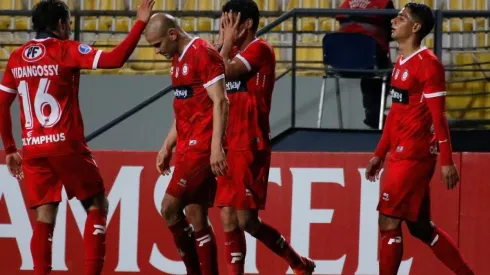 Con el empate de Santos, los caleranos necesitaban un triunfo ante la UC (Ecuador) por dos goles. Un penal al 88' mató las ilusiones cementeras