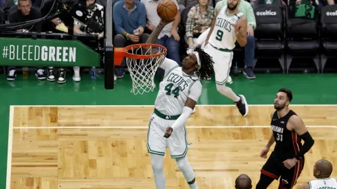 Boston se impuso con claridad en el juego 4