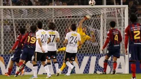 Cerro Porteño eliminó a Colo Colo con gol de tiro libre de Fabbro a los 88'
