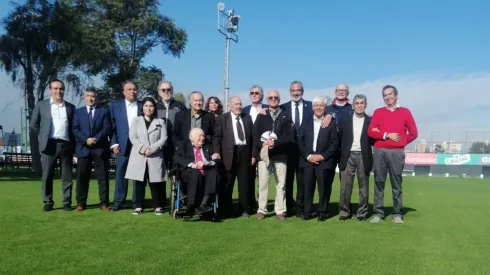 Los mundialistas de 1962 que alcanzaron el tercer lugar fueron homenajeados en Juan Pinto Durán