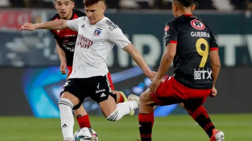 Colo Colo y Ñublense protagonizan el partido de la jornada.