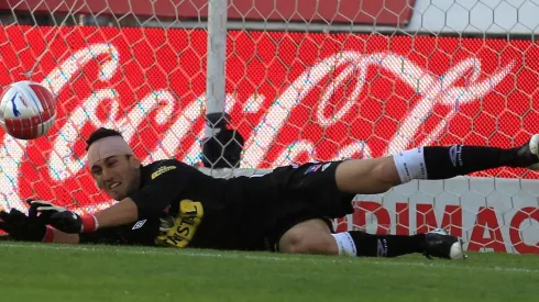 Olivares atajó en Colo Colo en los inicios de su carrera