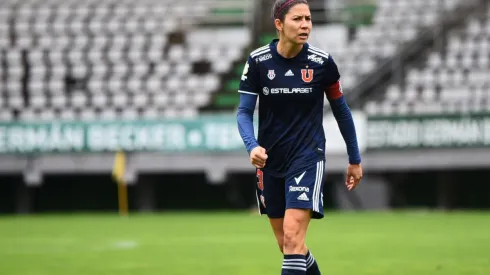 La Jefa calienta el Superclásico fem y desea un triunfo ante Colo Colo
