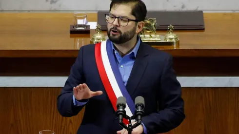 Boric anuncia aumento del 40% en cupos de ingreso a Carabineros para el 2023