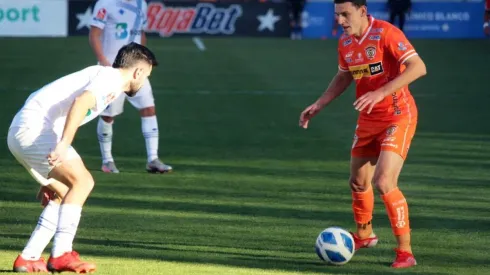 Cobreloa derrotó a Santa Cruz y se toma el segundo puesto en la Primera B.