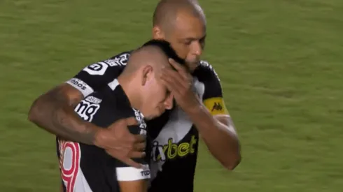 Carlos Palacios no aguantó y lloró tras el partido de Vasco da Gama