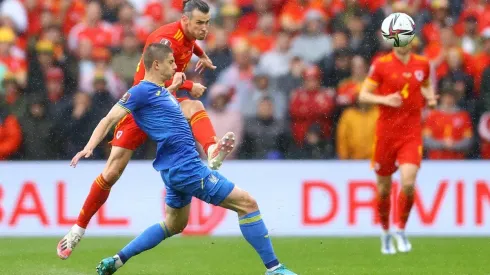 Gareth Bale y Gales lograron la clasificación en un sufrido partido.