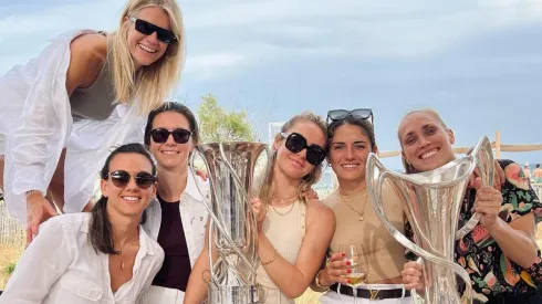 El alocado festejo del Lyon en Saint Tropez tras los dos títulos