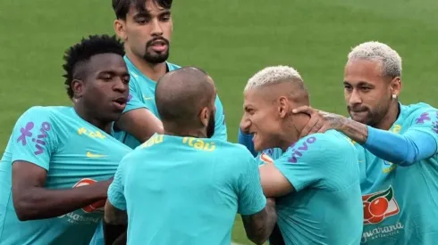 Los jugadores del Scratch llamaron la atención del mundo entero con una "pelea" en su último entrenamiento.