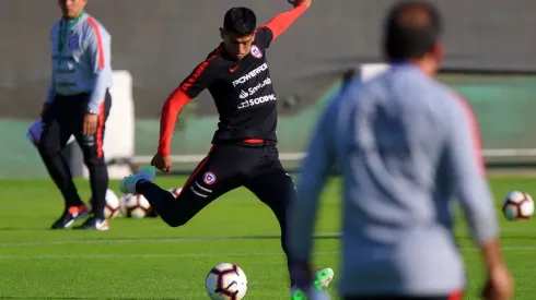 Esteban Pavez quedó al margen del debut de Eduardo Berizzo al mando de la Roja ante Corea del Sur y en entredicho para el resto de la gira asiática de la selección chilena