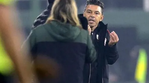 Gallardo le reclama a Beccacece por no dejar jugar un lateral a uno de sus jugadores