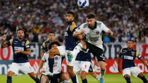 Multa para Colo Colo por el comportamiento del público albo contra Alianza en Lima.