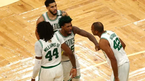 Los Celtics ganaron en su primer partido de local en la serie.