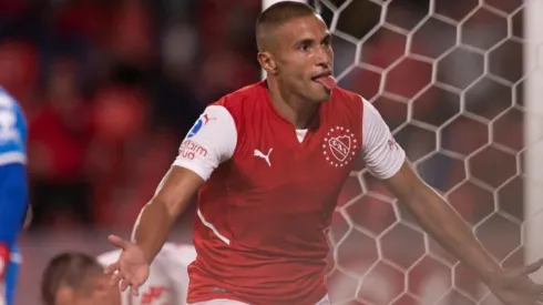 Benegas está rompiéndola en Argentina