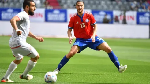 Francisco Sierralta volvió a la titularidad con la selección chilena