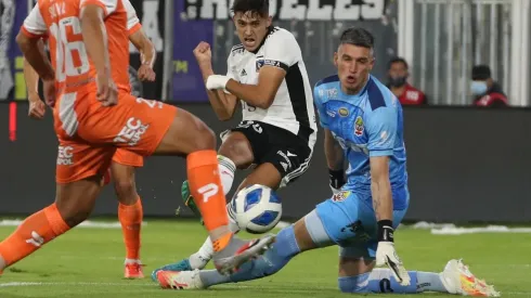 América vuelve a la carga y recargado por Pablo Solari.