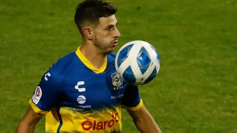 Un semestre le bastó en Chile a Lucas Di Yorio: la rompió en Everton y se va a México.