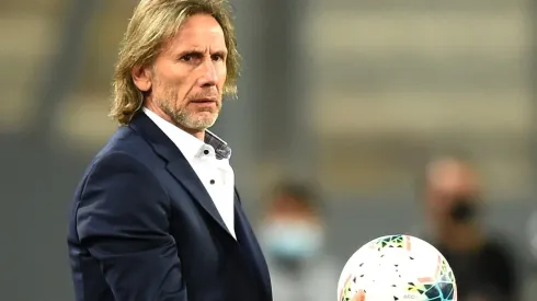 Gareca deja en duda su continuidad en la selección peruana tras la derrota en el repechaje.