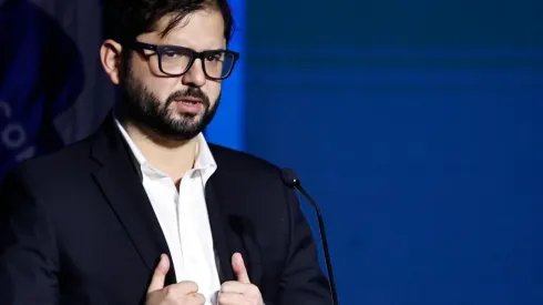 El presidente Gabriel Boric no la está pasando bien, tras recibir la cuarta dosis contra el covid-19.