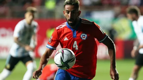 Mauricio Isla está cerca de ser el gran fichaje de la Católica para el segundo semestre.