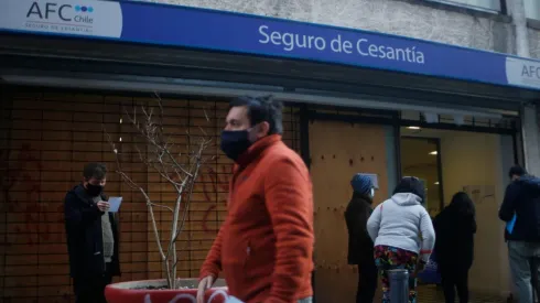 ¿Cómo puedo recibir el Seguro de Cesantía?