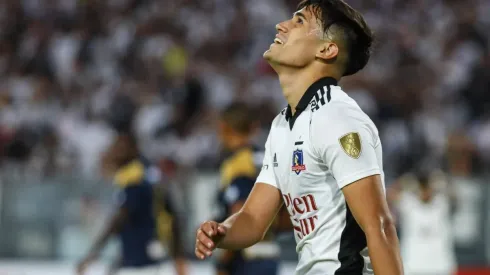 Pablo Solari no quiso hablar con la prensa en su llegada a Chile