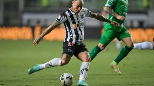 Eduardo Vargas tuvo un buen rendimiento en el triunfo del Galo.