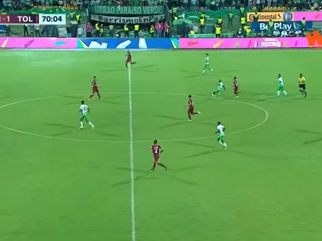 Mega golazo desde atrás de la mitad de la cancha en final de Colombia