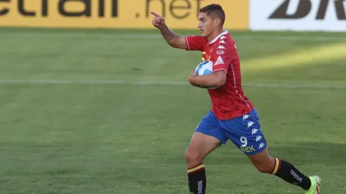 Lenadro Gárate fue la gran figura en la ida al convertir tres goles para Unión Española.