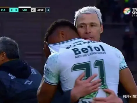 Futbolista colombiano se va entre lágrimas por insultos racistas