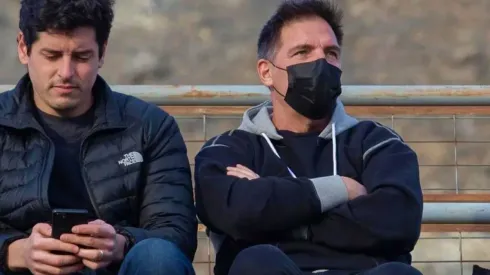 Aunque la tarde estaba helada, Eduardo Berizzo no quería perderse la posibilidad de asistir a dos partidos de la Copa Chile