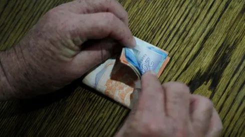 ¿Quiénes reciben los pagos del Bono Canasta Básica?