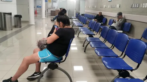 Clínicas acusan que Isapres y Fonasa les adeudan cerca de US$700 millones