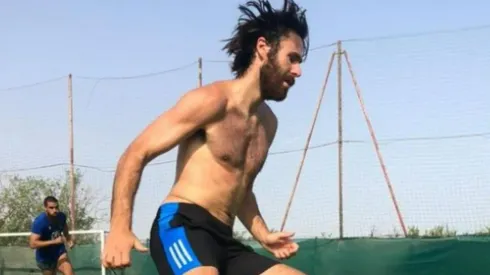 Ben Brereton entrena con Blackburn en la pretemporada mientras define su futuro