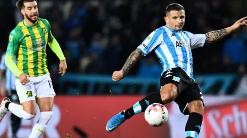 Emiliano Vecchio se está ganando rápido el cariño de la gente de Racing.