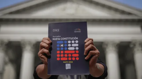 Experto constitucionalista por borrador de la Convención: "Su principal característica es la creación del Estado Social de Derecho"