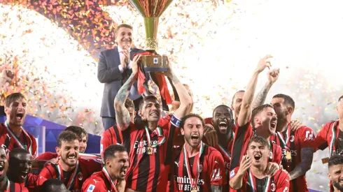 Los rossoneros rompieron una racha de once temporadas sin salir campeón y levantaron este 2022 la estrella número 16.