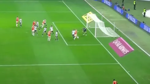 Inter de Porto Alegre aprovechó todos los errores de Colo Colo