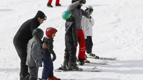 ¿Dónde se puede ir a la nieve en Santiago?