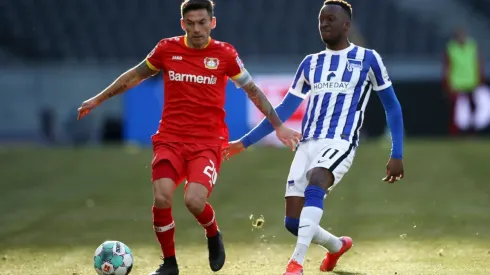 El Príncipe lució la jineta de capitán en contundente triunfo del Leverkusen.