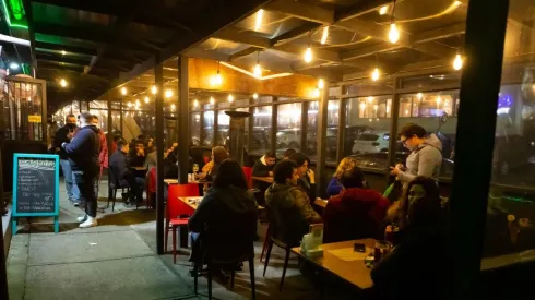 ¿Qué significa la Fase Alto Impacto Sanitario, qué puedo hacer y cuáles son los aforos?