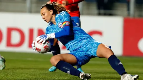 Rodrigo Herrera confía en la selección chilena femenina, pero no tapa el sol con un dedo.