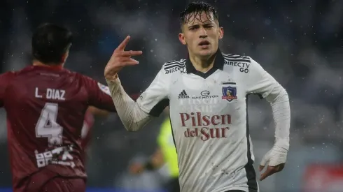 Solari se va de Colo Colo con el cariño de la hinchada