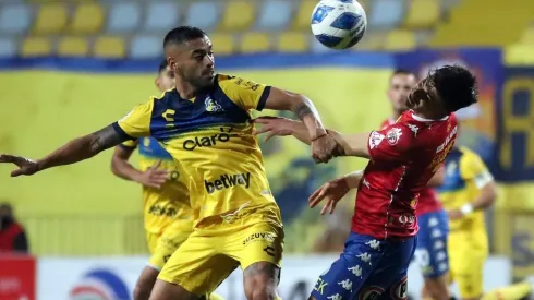 Unión Española dejó escapar puntos importantes ante Everton.