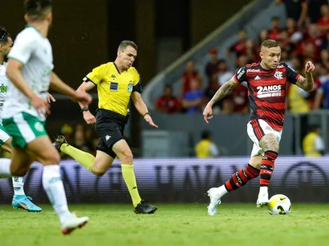 Flamengo vence con cuatro goles de cabeza y espera a Vidal